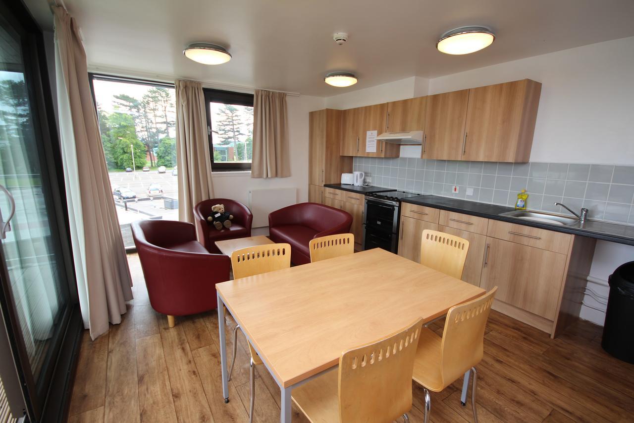 Perth Youth Hostel And Apartments Exterior photo