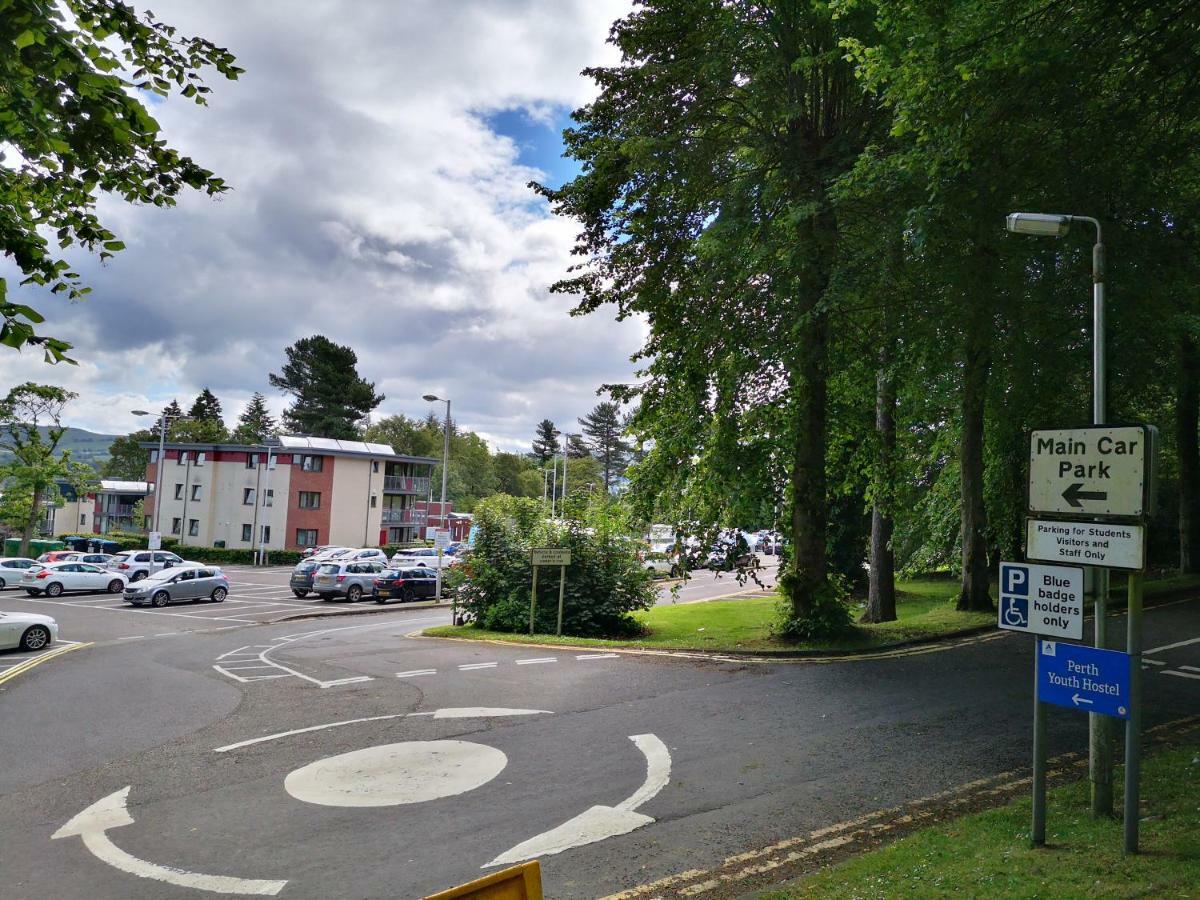 Perth Youth Hostel And Apartments Exterior photo